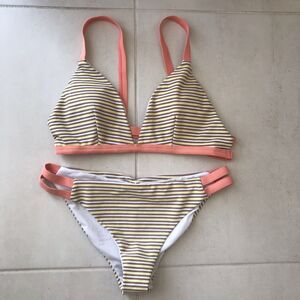 Cupshe Swim Women Sz S/M Bikini Set Padded Top Striped Swimwear NWOT